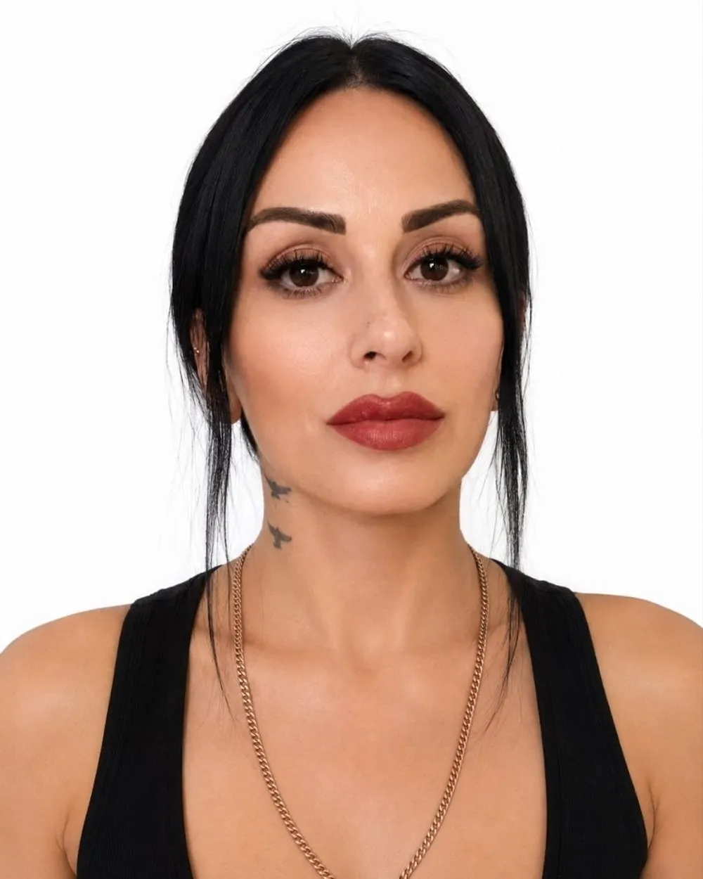 Tahmina İsmailova, yeminli tercüman